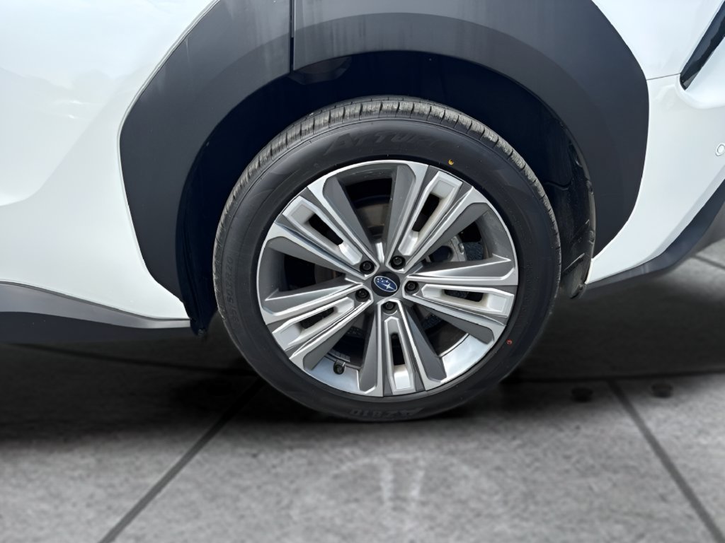 Used 2023 Subaru Solterra AWD image 27