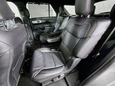 Used 2023 Ford Explorer ST w/ Equipment Group 401A AWD/4WD image 26