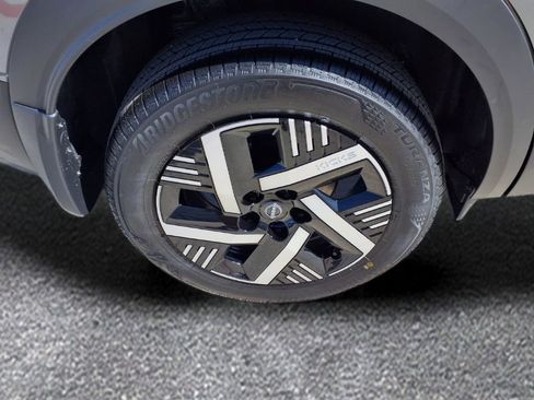 New 2026 Nissan Kicks SV FWD image 8