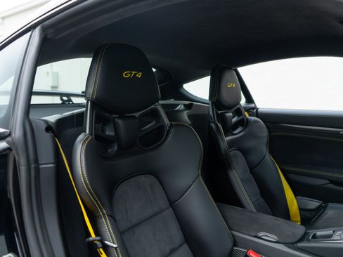 Used 2016 Porsche Cayman GT4 RWD image 27