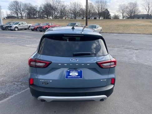 Used 2023 Ford Escape Active w/ Tech Pack #2 AWD/4WD image 4