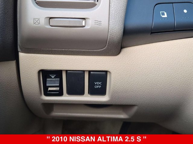 Used 2010 Nissan Altima 2.5 S w/ Convenience Pkg FWD image 19