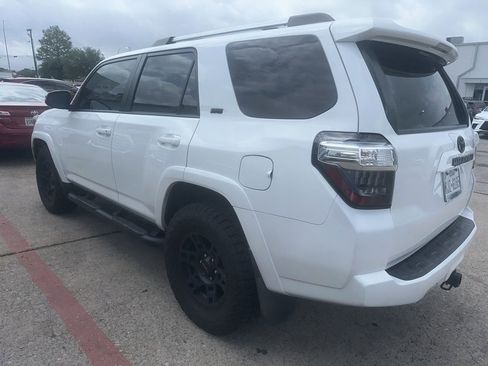 Used 2023 Toyota 4Runner SR5 Premium w/ Moonroof Package image 5