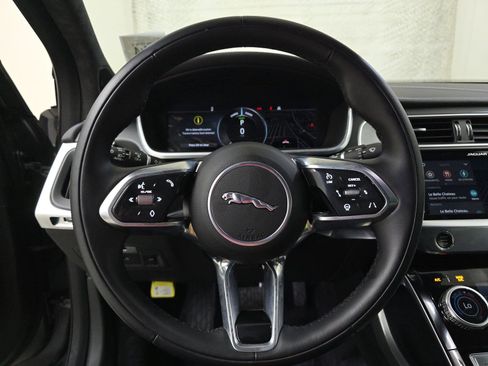 Used 2024 Jaguar I-PACE R-Dynamic HSE image 2