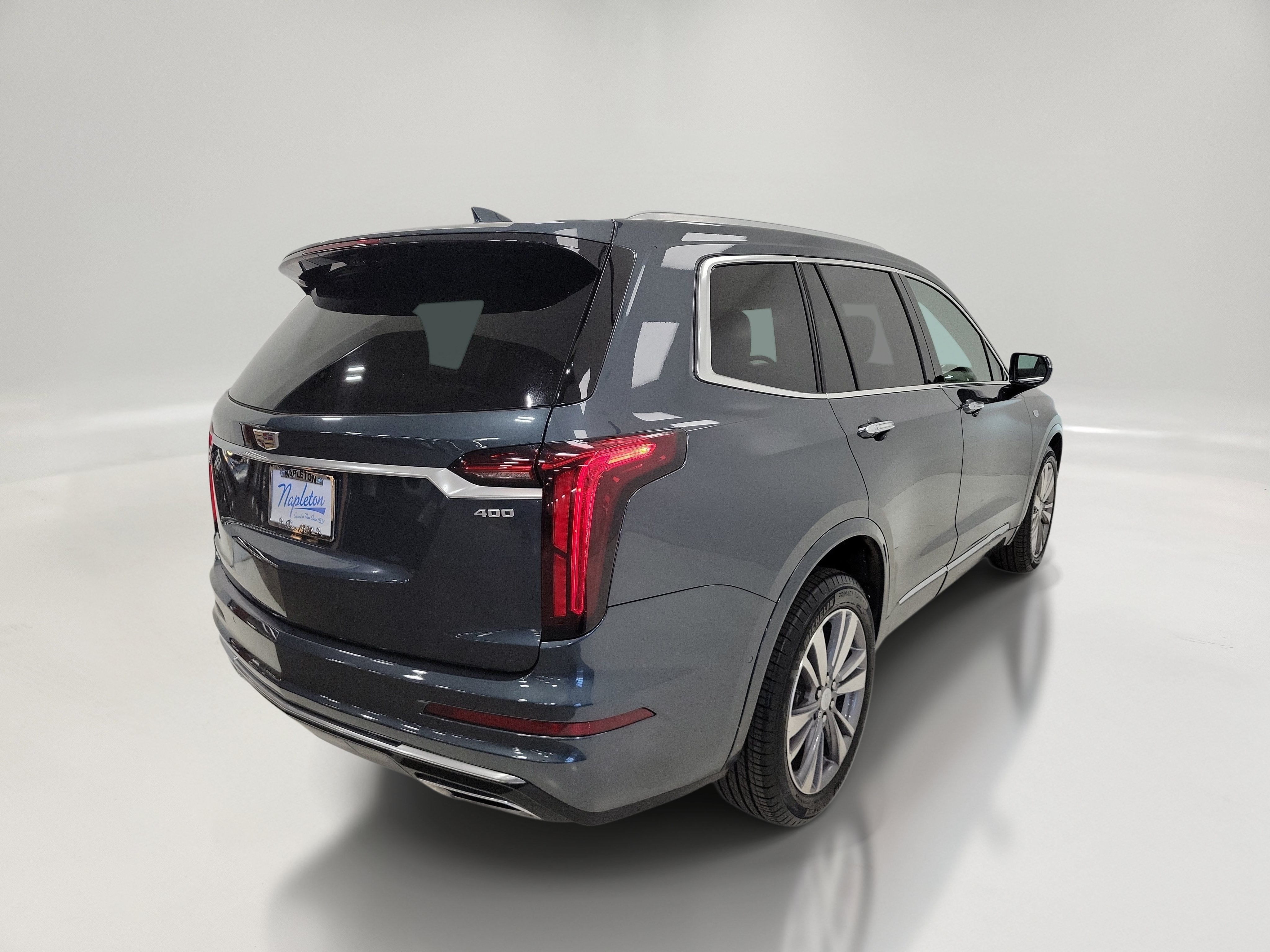 Used 2020 Cadillac XT6 Premium Luxury w/ Platinum Package AWD/4WD image 5