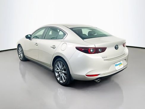 Used 2023 MAZDA MAZDA3 s FWD image 7