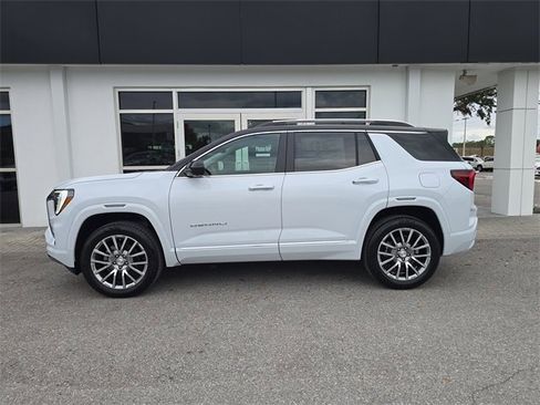 New 2026 GMC Terrain Denali w/ LPO, Floor Liner Package image 4