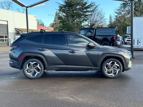 Used 2023 Hyundai Tucson Limited image 2