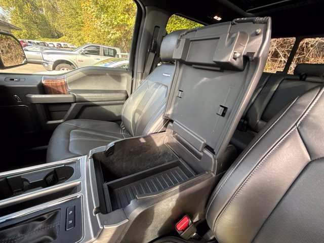 Used 2016 Ford F150 Platinum w/ Equipment Group 701A Luxury AWD/4WD image 22