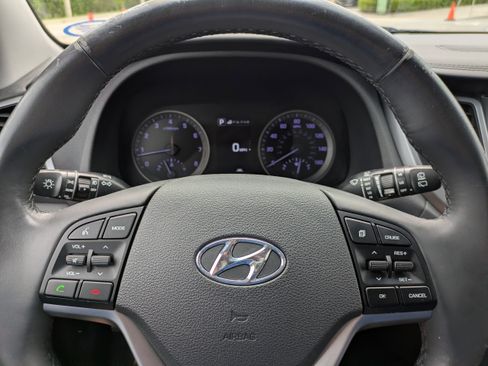 Used 2016 Hyundai Tucson Limited w/ Option Group 03 FWD image 28