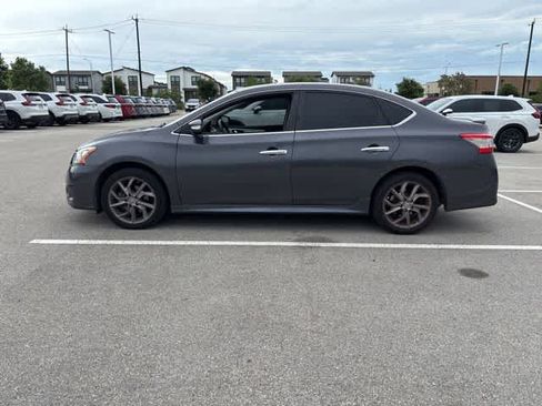 Used 2015 Nissan Sentra SR w/ Navigation Package FWD image 2