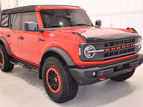 Used 2024 Ford Bronco Big Bend AWD/4WD image 4