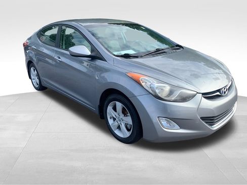 Used 2013 Hyundai Elantra GLS w/ Preferred Pkg FWD image 7