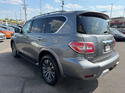 Used 2018 Nissan Armada SL w/ Moonroof Package AWD/4WD image 3