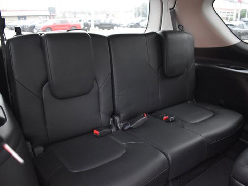 Used 2024 Nissan Armada SL w/ Captain's Chairs Package RWD image 73