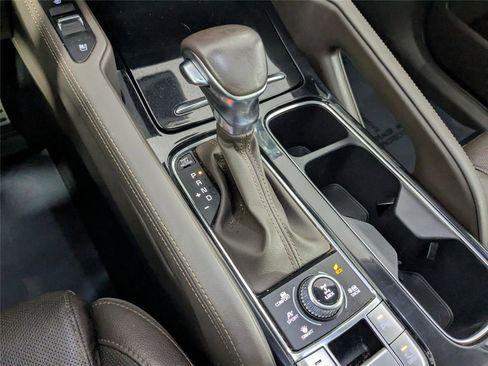 Used 2022 Kia Telluride SX w/ Nightfall Edition Package image 23