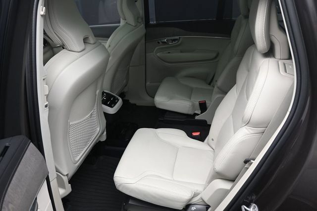 Certified 2023 Volvo XC90 B6 Ultimate w/ Protection Package Premier AWD/4WD image 24