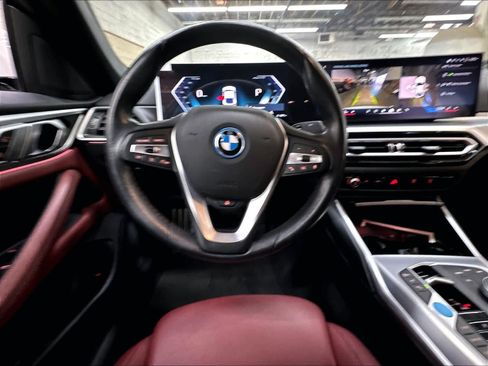 Used 2024 BMW i4 eDrive35 w/ Premium Package RWD image 8