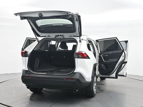 Used 2024 Toyota RAV4 XLE image 45