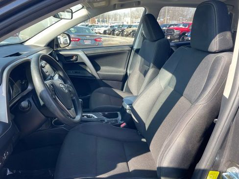 Used 2013 Toyota RAV4 XLE image 2