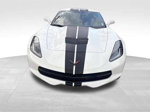 Used 2019 Chevrolet Corvette Stingray Coupe RWD image 5