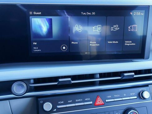 New 2026 Hyundai Tucson SE image 3