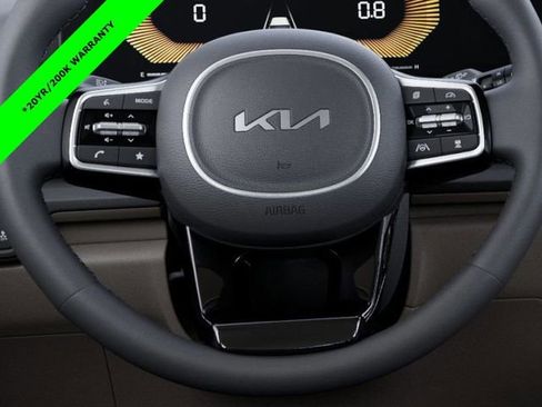 New 2026 Kia Carnival EX image 22