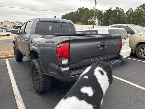Used 2023 Toyota Tacoma SR image 35