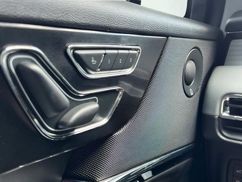 Used 2021 Lincoln Corsair Grand Touring image 44