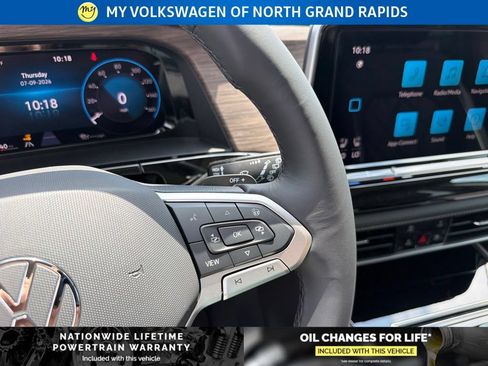 New 2026 Volkswagen Atlas SEL Premium R-Line AWD/4WD image 14