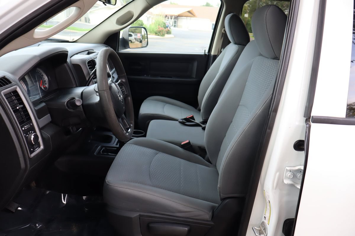 Used 2018 RAM 2500 Tradesman w/ Chrome Appearance Group AWD/4WD image 19