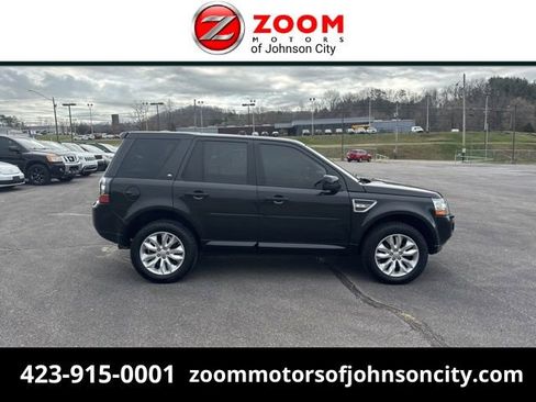 Used 2015 Land Rover LR2 AWD/4WD image 1