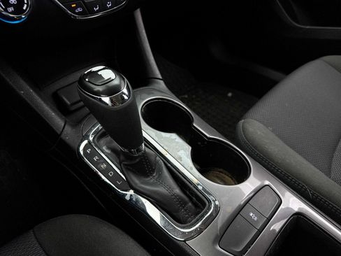 Used 2018 Chevrolet Cruze LT image 22