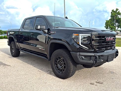 Used 2026 GMC Sierra 1500 AT4X w/ AT4X AEV Edition AWD/4WD image 3