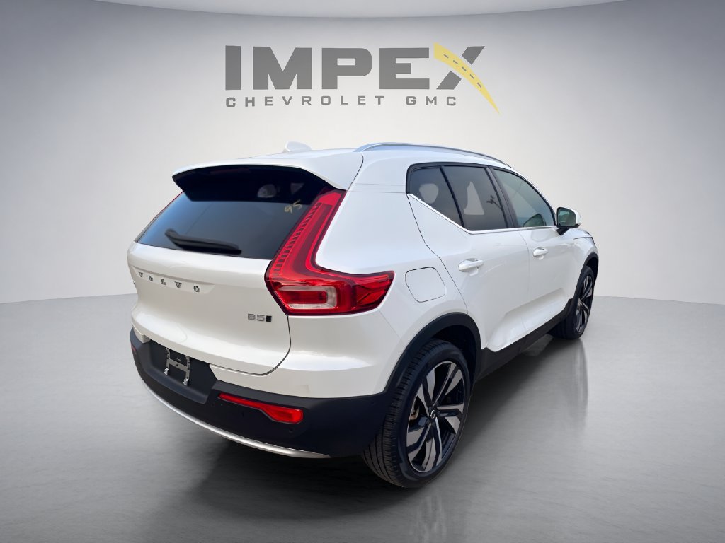 Used 2024 Volvo XC40 B5 Ultimate w/ Climate Package AWD/4WD image 5