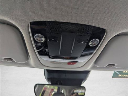 Used 2023 Kia Seltos S w/ Navigation Package FWD image 21
