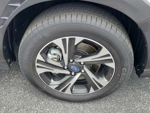 Certified 2024 Subaru Crosstrek 2.0i Premium AWD/4WD image 8
