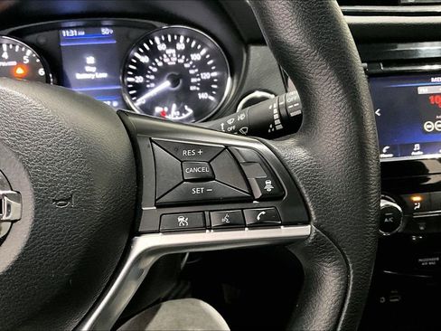 Used 2020 Nissan Rogue S AWD/4WD image 12