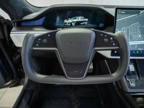 Used 2022 Tesla Model S Plaid image 26