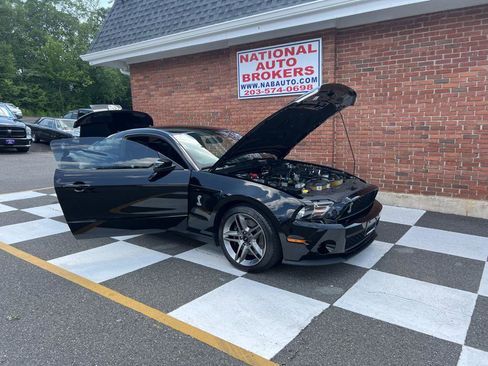 Used 2010 Ford Mustang Shelby GT500 image 24