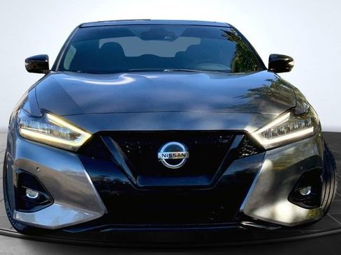Used 2021 Nissan Maxima SR w/ Sport Mat Group image 2