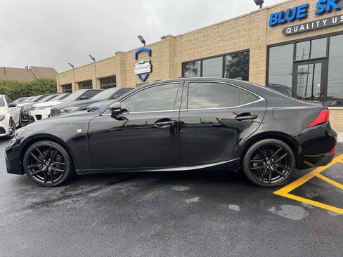 Used 2018 Lexus IS 300 F Sport w/ F Sport Package AWD/4WD image 8