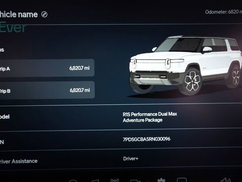 Used 2024 Rivian R1S Adventure AWD/4WD image 7