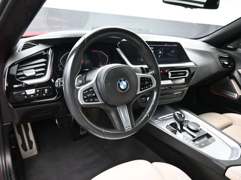 Used 2019 BMW Z4 sDrive30i w/ M Sport Package RWD image 14