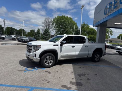 Used 2025 GMC Sierra 1500 SLT AWD/4WD image 8