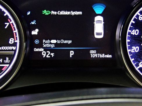 Used 2021 Toyota Camry SE AWD/4WD image 14