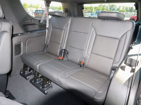 New 2026 GMC Yukon XL Denali w/ Denali Reserve Package AWD/4WD image 15