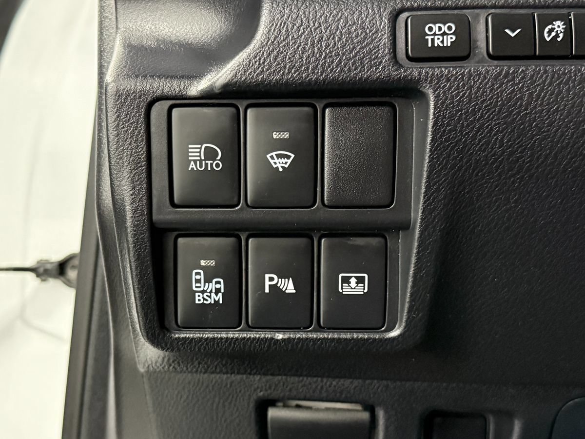 Used 2018 Lexus IS 350 F Sport AWD/4WD image 21