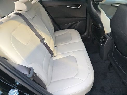 New 2025 Kia Niro EX image 19