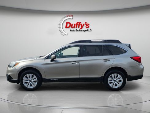 Used 2016 Subaru Outback 2.5i Premium image 14